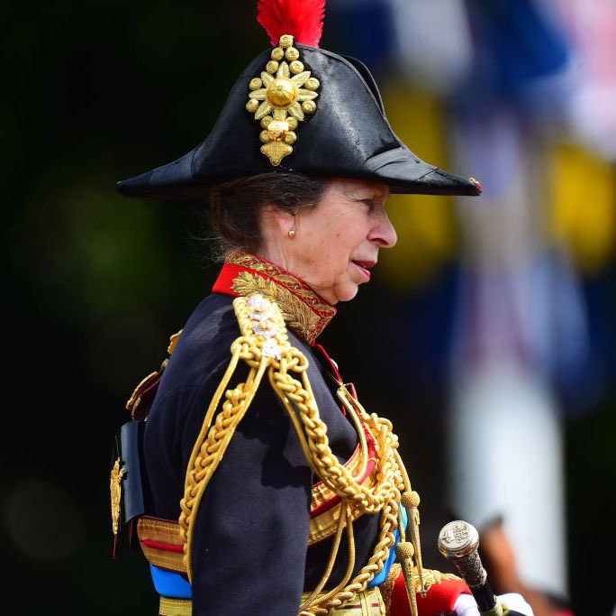 Is it just me or does everyone else think that Princess Anne The Princess Royal
Just looks amazing when she is like this #PrincessAnne #PrincessRoyal