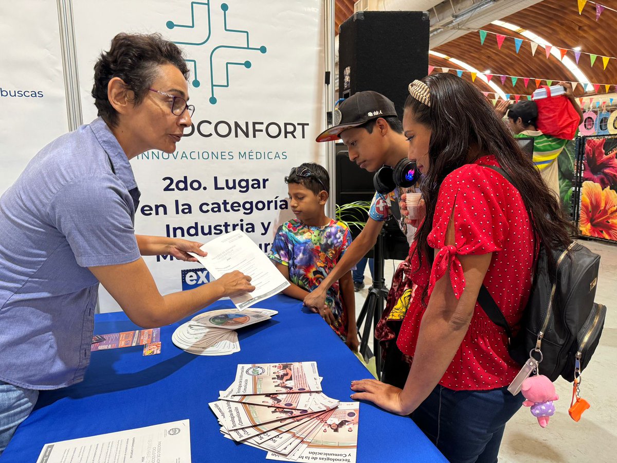 ¡🎓 La @UTTAB presente en la Feria Tabasco 2024! 🌟 Personal académico y comunidad universitaria comparten nuestra oferta educativa de excelencia innovadora y la convocatoria para el ciclo septiembre-diciembre 2024. ¡📚 Acompáñanos!