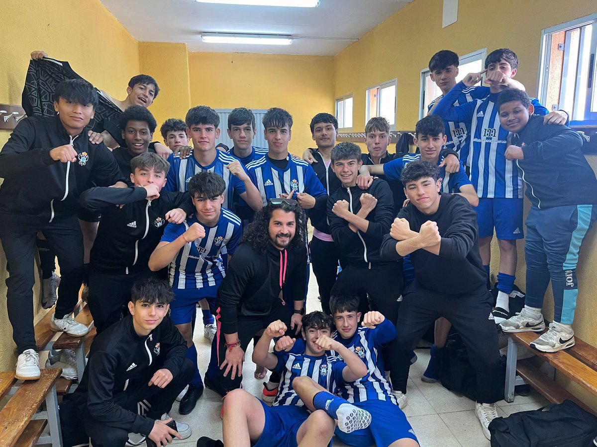 el cadete C de Nene y Jacinto se impuso al ciudad de talavera A y la semana que viene se jugará la última jornada en la que pueden ser campeones ante el Ade Talavera B enorme chicos!💙🤍