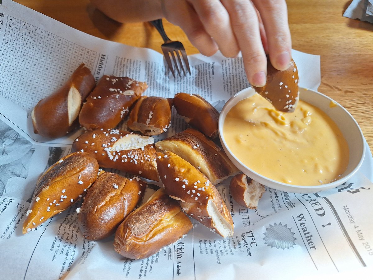 Enjoying some pretzels and beer cheese tonight!

#dinner #datenight