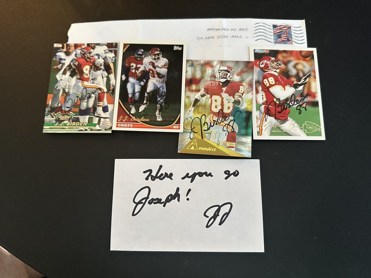 #JJBirden #football #pigskin @NFL @nflnetwork #TTM #Memorabilia #Autograph #Autographs #AutographCollector  #AutographCollection #GreatGuy #ThankYou #TTMSuccess #TTMAutographs #MailDay @Chiefs @jjbirden