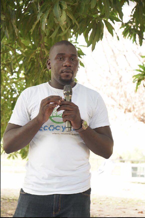 JoshuaImoikor's tweet photo. The Earth Day hangout by Climate Justice Youth Ambassadors (CJYA), Oxfam, African Activists for Climate Justice (AACJ),Climate Clock Nigeria and @ecocykle in commemoration of #EarthDay2024 themed #PlanetVsPlastics
#EarthdayEveryday #CJYA #Ecocykle #AACJ #BeatPlasticPollution https://t.co/J0lILp8A6C