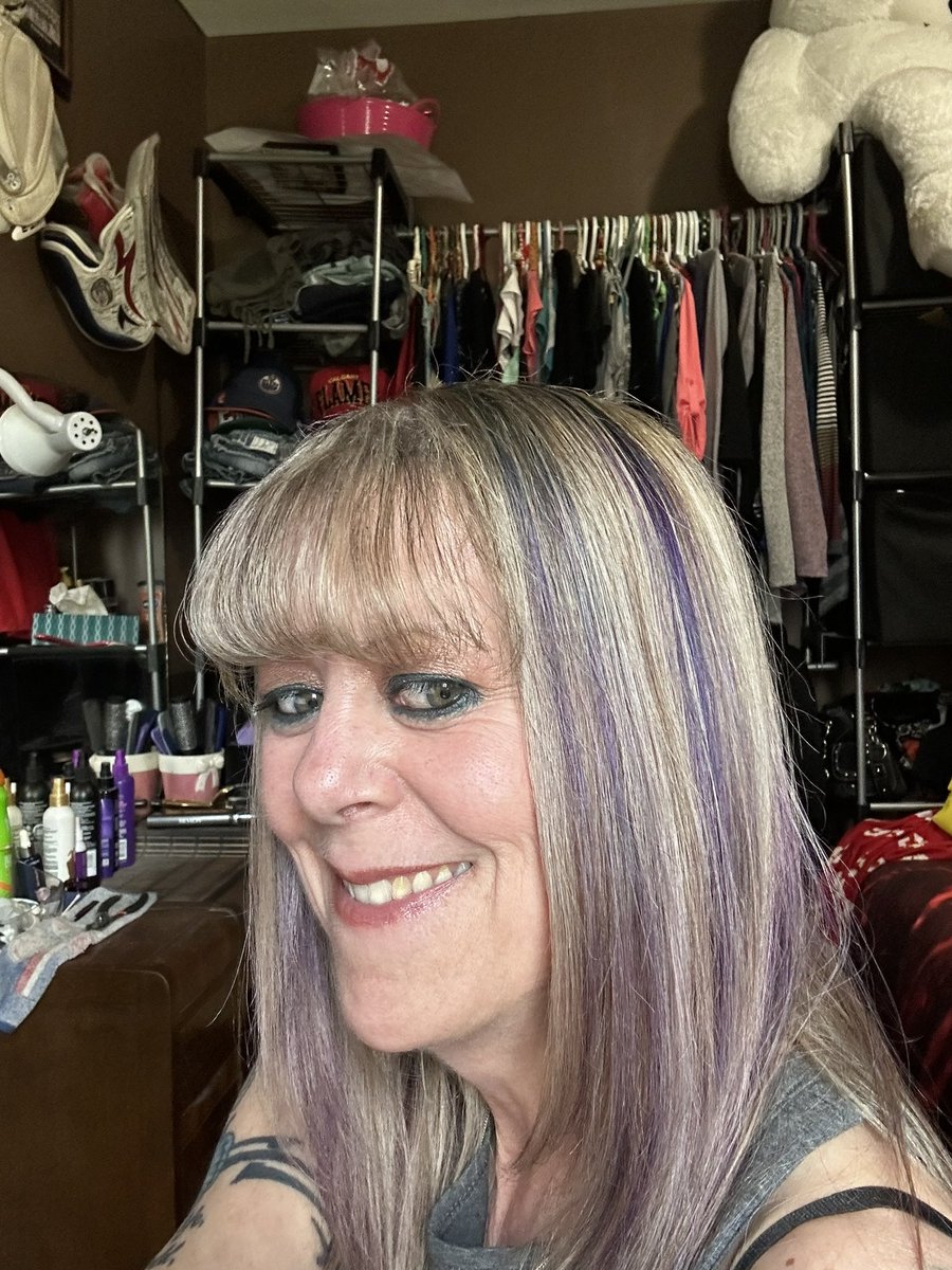 Here it is 😁😁😁 my hairdresser almost fell over when I said I wanted Purple 😂🤣😂🤣