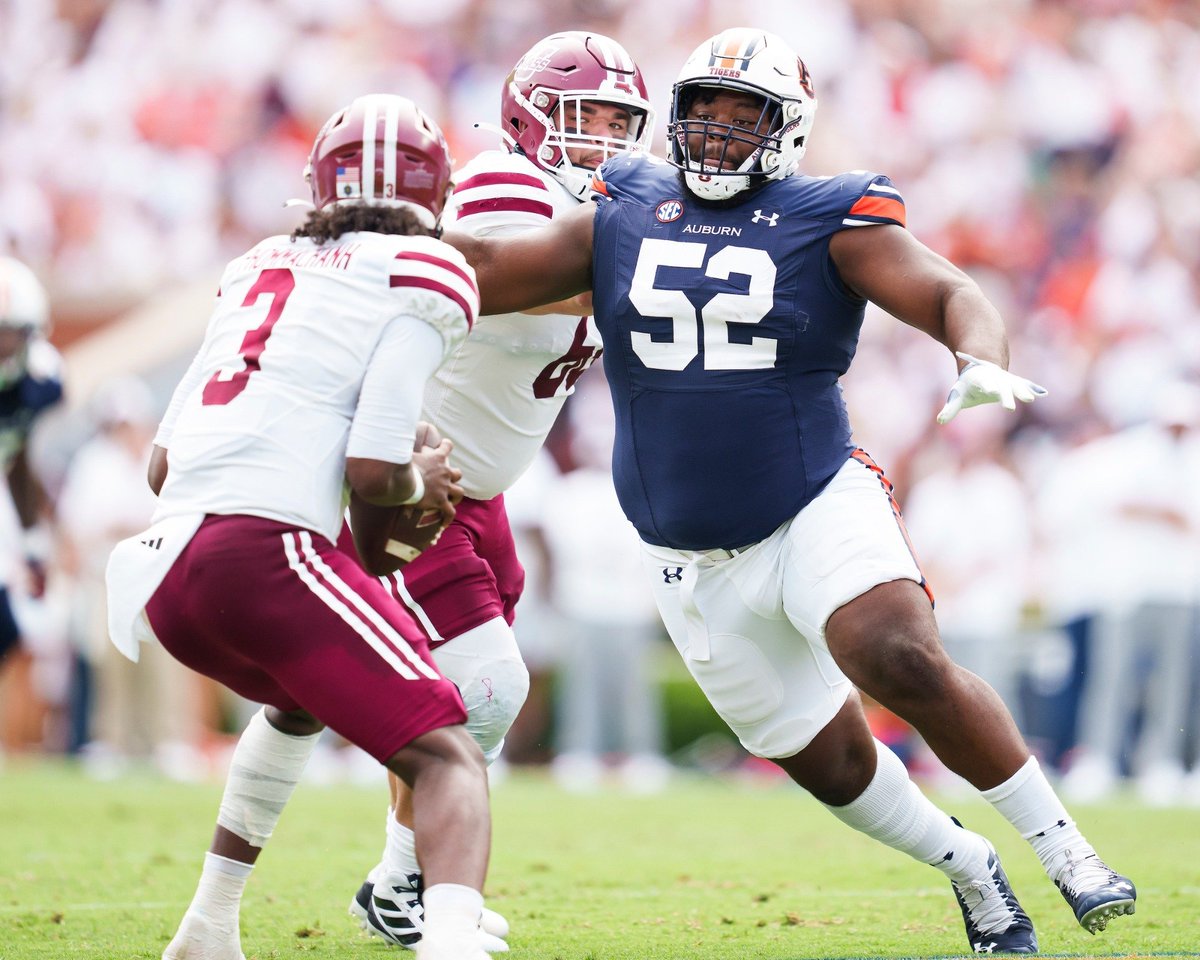With the 244th pick in the 2024 NFL Draft, the Dallas Cowboys select Justin Rogers, DT, Oak Park HS / Auburn Tigers.