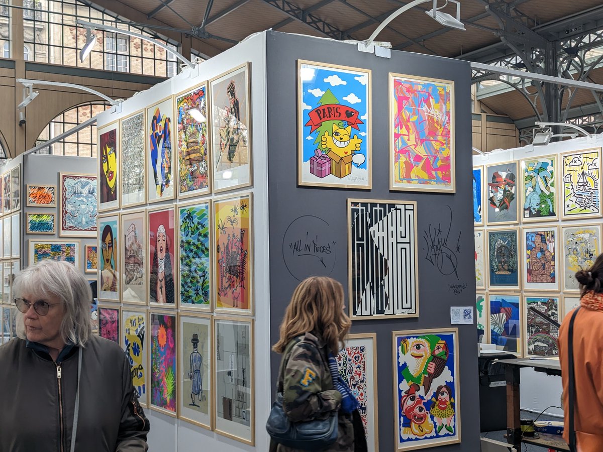 ☀️🌊 Demain, la 3e édition de @_solid_art mobilise plus de 110 artistes et invite les acquéreurs à effectuer un don sur chaque vente, en soutien au @secourspop pour faire partir un maximum d’enfants cet été ! @paris 📆 2 > 5 mai 👉 Entrée libre ▶️ Infos : weez.li/JINK3VP4