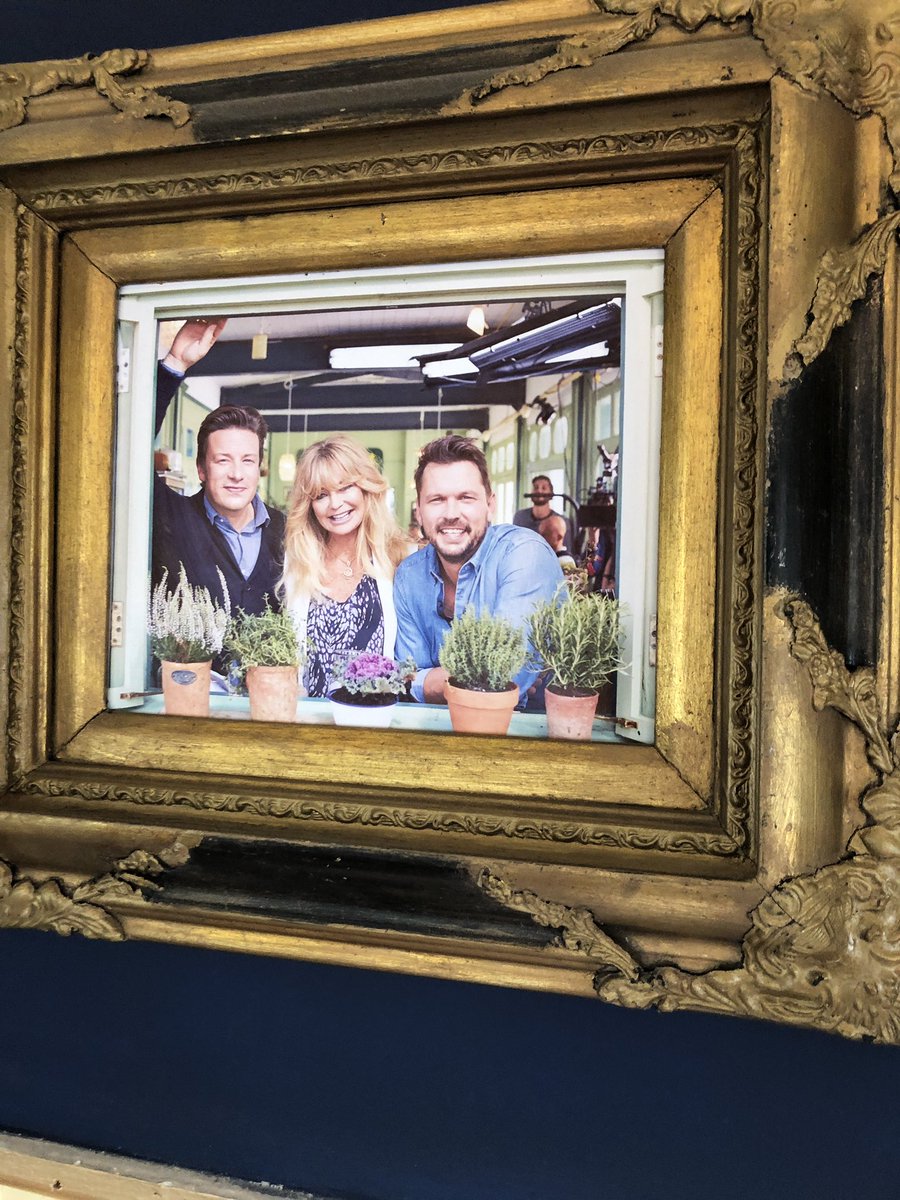 Today, I ate in the cafe at the end of Southend Pier where Goldie Hawn once stood having a picture with Jamie Oliver and another man. I was unreasonably excited by this. #PrivateBenjamin #Overboard #Housesitter - favourite movies ever!