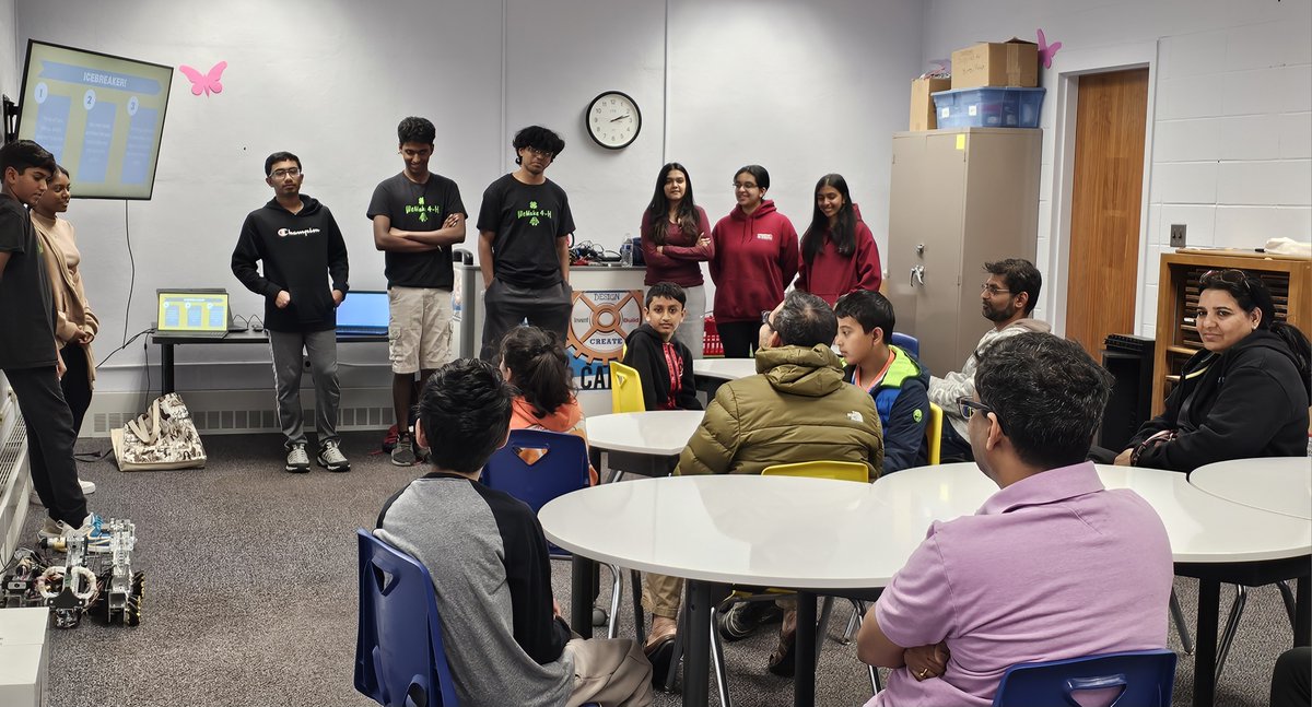 Thrilled to have celebrated Youth Global Service Day 2024 with an inspiring FTC Robotics workshop! 🌍🤖 Let's keep the momentum going for positive change! @WeMake4h @HersheyCompany #HeartwarmingProject @YouthService #GYSD24