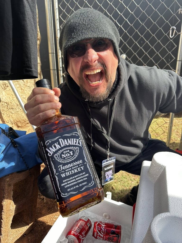 THANK YOU Michael Williams for the JD love 🥃 🤘🏼