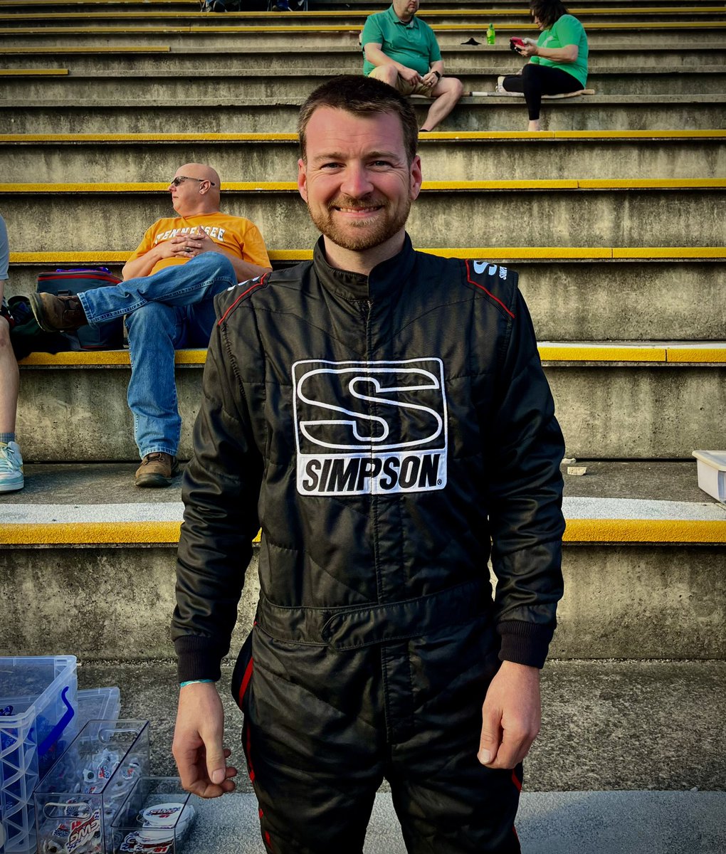 trackbarmedia's tweet photo. At Lonesome Pine Motorsports Park to watch Marlin Yoder tackle the 🌲 tonight! 🏎️💨

 #shorttrack #racing #saturday #night  #dbc @DirtyMoMedia https://t.co/tMlBmGIMR3