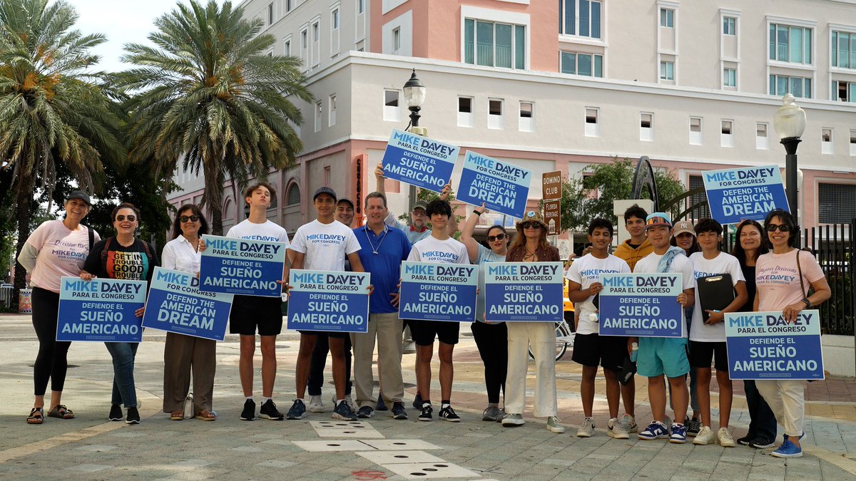 #TeamDavey is organizing and connecting with voters across #FL27, launching our #DoorToDoorWithDavey campaign from Domino Park in Little Havana today. Join us @ MikeDaveyForCongress.com and be part of the movement that will defeat MAGA Elvira Salazar and #DefendTheAmericanDream!