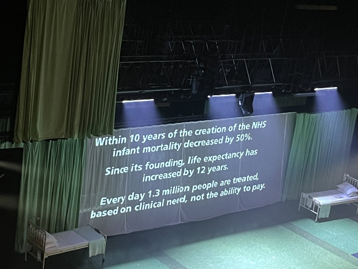 Nice to have a change of scene from campaigning this evening with a trip to the @NationalTheatre to see #Nye. Absolutely brilliant.