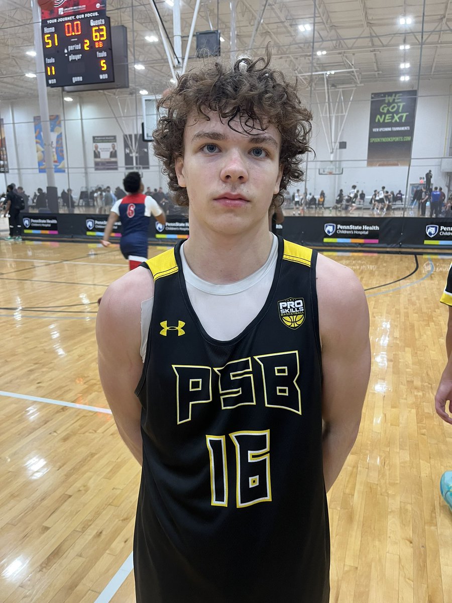 .@PSBphilly 17U picks up a 63-51 win over Nova Cavs. Madyx Gruber 📷 supplier energy and production with 15 pts, 5 ast 6 reb. Caleb Jameson shot the lights out with 19 pts (4👌).