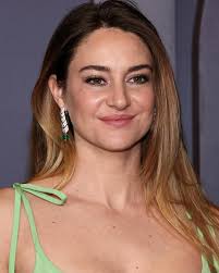 @XMenUpdate Since Theo James is lending his talents to X Men 97 as Bastian, I love to see his #Divergent co star
@shailenewoodley
voice an antagonist in #SpiderMan97 if the series returns in some way.