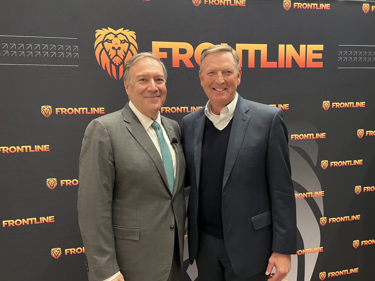 Blessed to be with good friend and patriot ⁦@mikepompeo⁩ today at ⁦@FrontlineGA⁩ “Run 2 Win” inaugural conference! Leadership Matters.