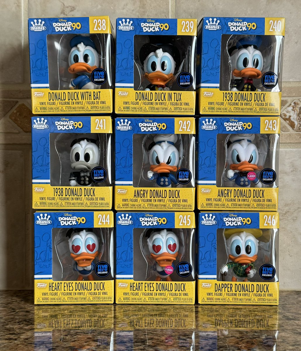 📭📦 Got my Donald Duck 90th Minis!
.
#DonaldDuck #Disney #Funko #FunkoPop #FunkoPopVinyl #Pop #PopVinyl #Collectibles #Collectible #FunkoCollector #FunkoPops #Collector #Toy #Toys #DisTrackers