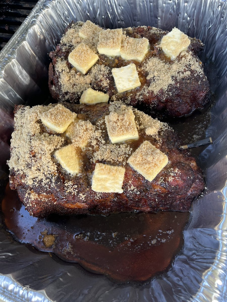 Smoothie1978's tweet photo. @ThatDudeBBQ @FireHatchRubs UPDATE…Added Dr Pepper, stick and half of butter, and a dash of brown sugar  at 165 https://t.co/MThuQwIL1l