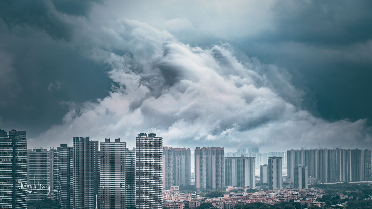 都市風景⛈️

GFX100S➕GF100-200 5.6😊
#カメラ越しの私の世界 
#ファインダー越の私の世界 
#写真で伝えたい私の世界 
#写真で奏でる私の世界 
#写真好きな人と繫がりたい 
#写真撮ってる人と繋がりたい 
#写真の広場 
#東京カメラ部 
#500px
#photography
#風景写真