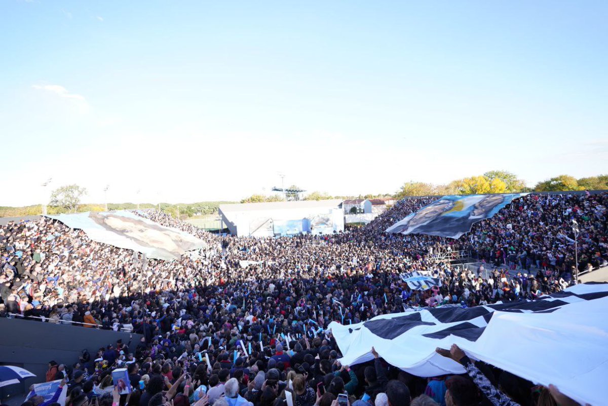 Gracias Quilmes y gracias Mayra, por el recibimiento y el afecto. Los quiero mucho ❤️