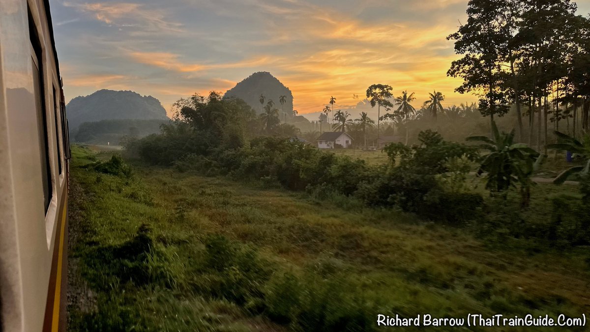 🚂 Good morning from the sleeper train in Southern Thailand. These stunning early morning views are exactly why I choose the train over the plane. #RailTourism #Thailand