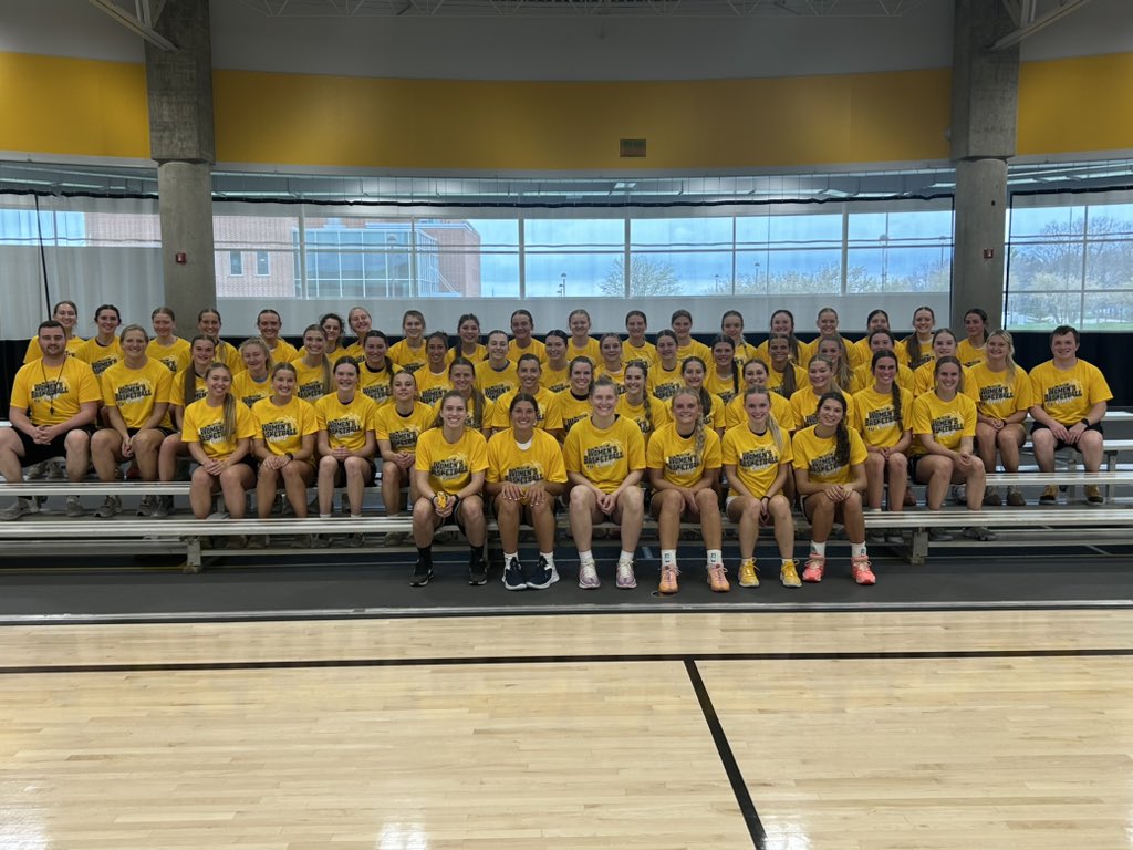 Prospect Camp 2024!! 🏀⚔️ . Today was awesome!! We got to coach some of the best high schoolers in the area and from afar!! It was fun to see such great competition and skill!!! . #DefenderWay