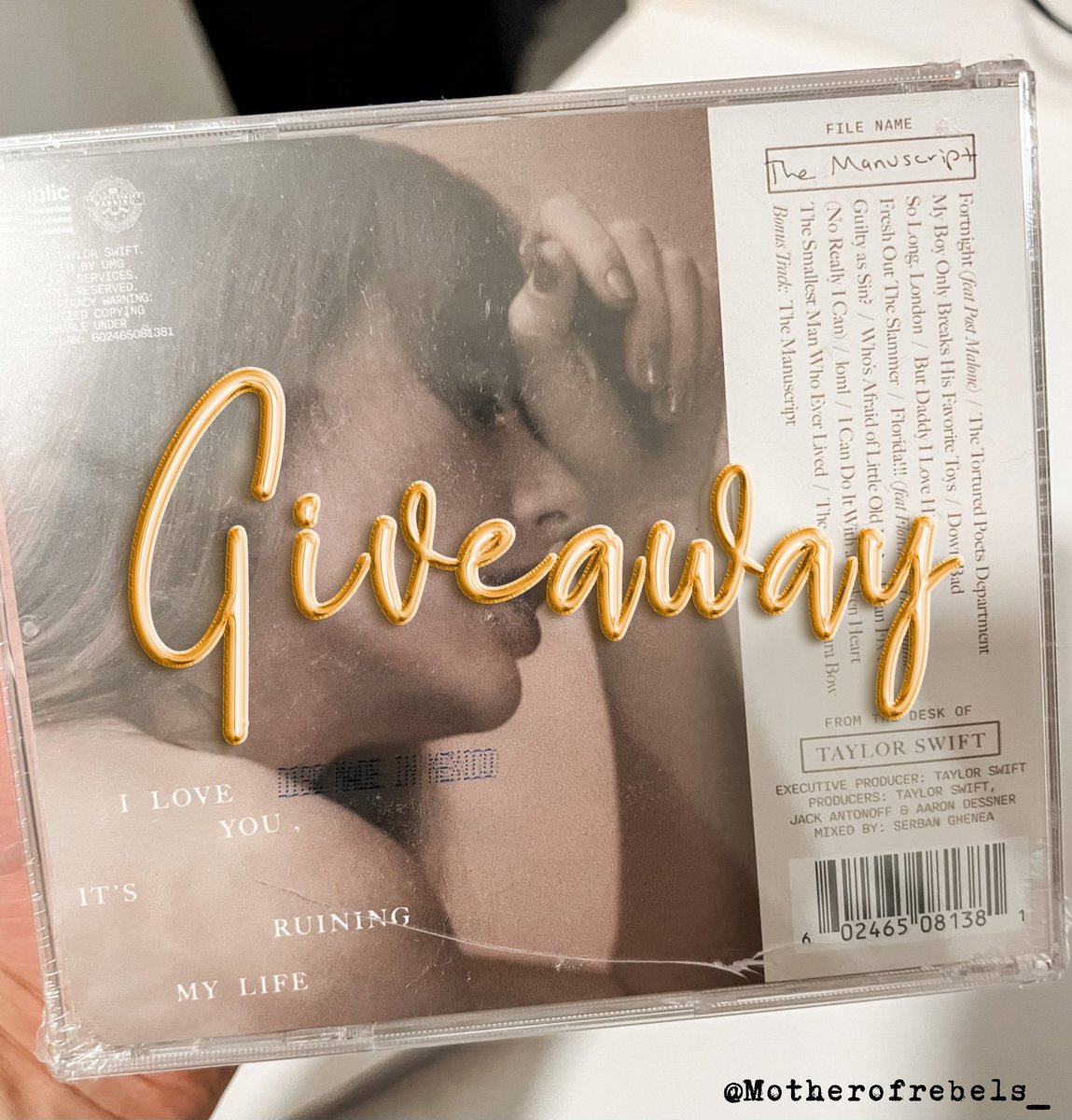 *******GIVEAWAY******* Hi all🙋🏼‍♀️ I have (1) extra 'The Manuscript' collectors edition CD to giveaway 🥳 To Enter: 🖋️Like and RT 🤍Tell me your favorite TTPD song (so far) in the comments 🖋️You don't have to follow, but I do follow back✌🏻 🤍 Must be 18 or over 🖋️Open to US/Canada…