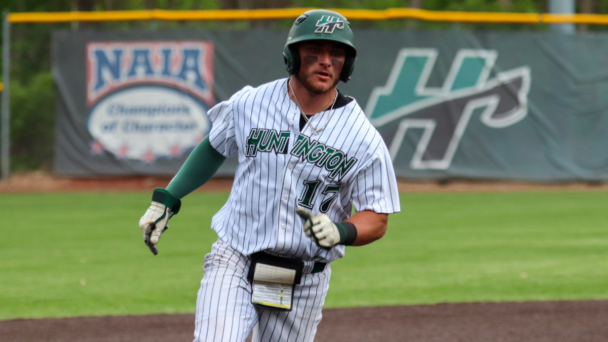 BSB: Foresters cruise past Marian to close out regular season huathletics.com/x/4v9ov