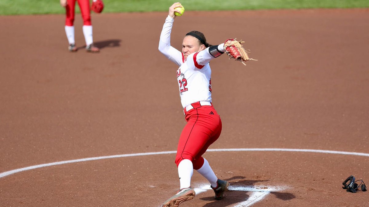 D1Softball (@d1softball) on Twitter photo Stewart threw her first collegiate no-hitter in her 42nd career start.
She also drove in the game’s first run with an RBI single in the top of the first and padded her own lead with a solo home run in the third.
📸: <a href="/NIUSoftball/">NIU Softball</a>
d1sb.co/3xO4Z0g Stewart threw her first collegiate no-hitter in her 42nd career start.
She also drove in the game’s first run with an RBI single in the top of the first and padded her own lead with a solo home run in the third.
📸: <a href="/NIUSoftball/">NIU Softball</a>
d1sb.co/3xO4Z0g