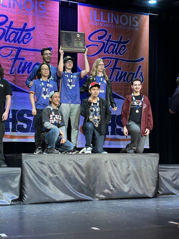 🥇STATE CHAMPIONS 🥇 Kristian Zajac is the back to back IHSA SSBU Solo State Champ!!! Joel, Szymon, Ousayed, Isaac 1, Isaac 2, Mo, and Yusef are your SSBU Crews State Champs!!! (full breakdowns below) (1/6)