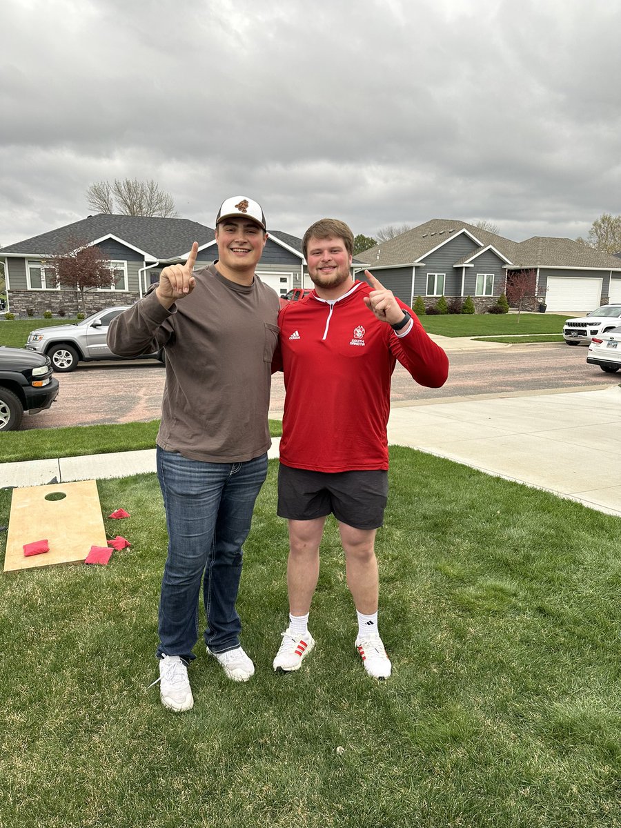 Great way to end a competitive spring season! Congratulations to @BenKohls and @BradyKoupal 🏆 🥇 #LetTheMeatTalk @BryantLohgan