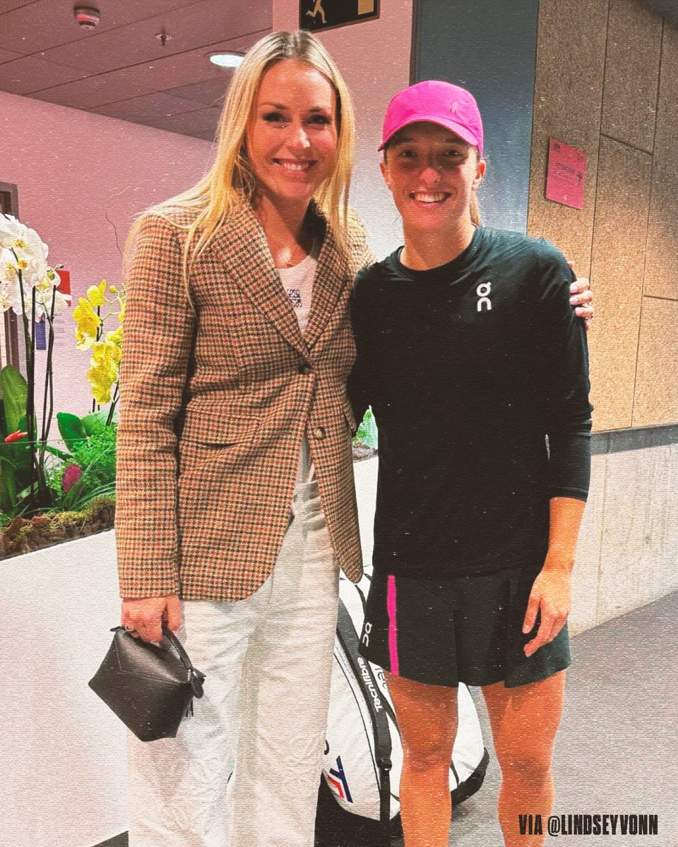 Two GOATs🐐 Lindsey Vonn cheers on Iga Świątek at the Madrid Open. #MMOpen