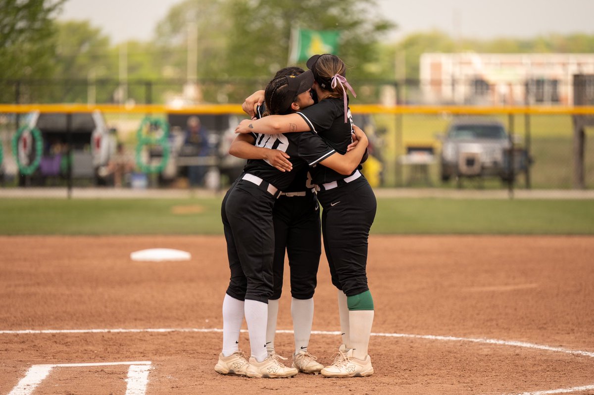 Congratulations to our three seniors; Yazmin Vargas, Adrianna Young and Kara Amos! #LionsForever 🦁