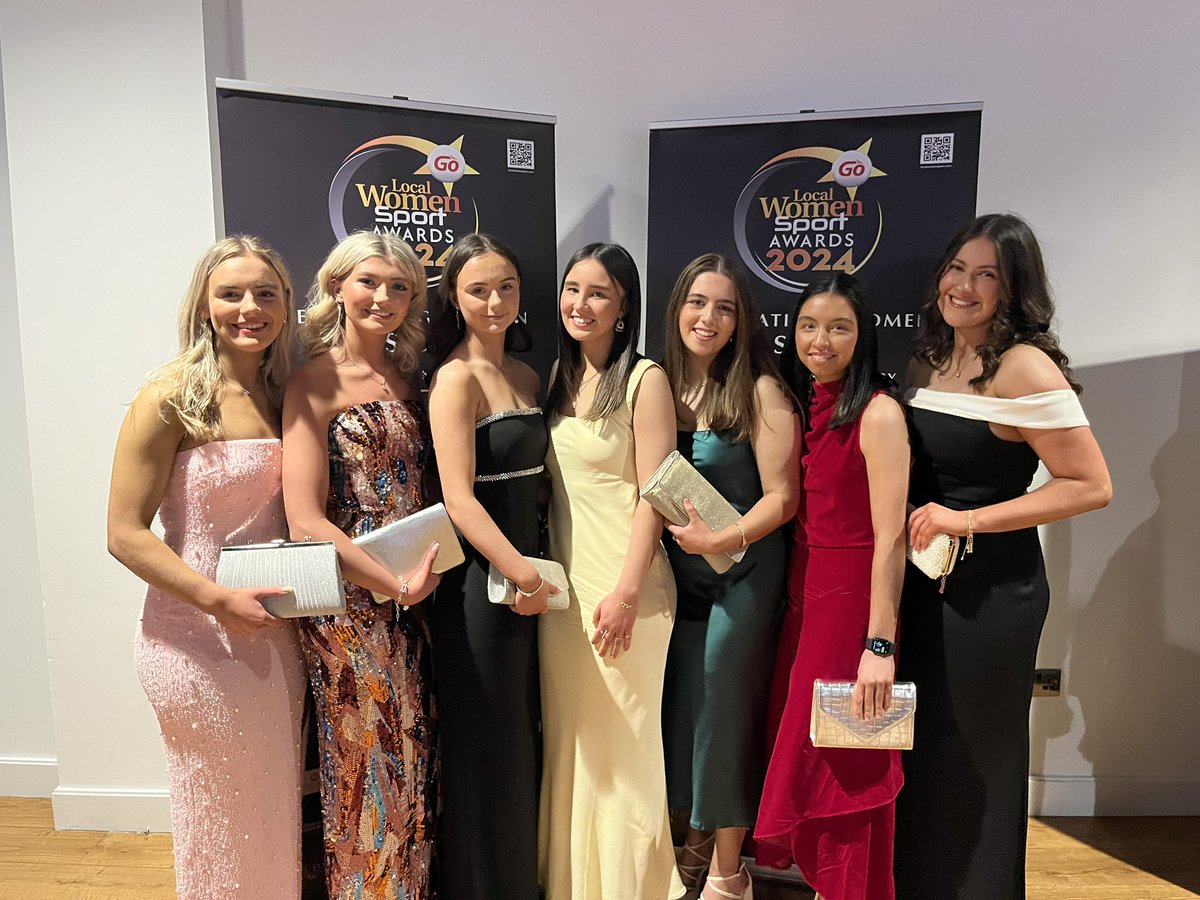 A fantastic night at the @LocalWomenMag sports awards, with 7 exceptional athletes and role models in attendance. Unfortunately it was not to be this year but we are truly grateful to be nominated for sporting school of the year and so proud of the commitment of our girls. 🔵⚫️