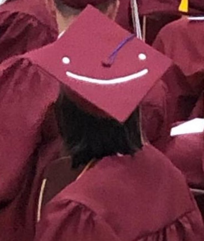 not to flex on yall but i put dream on my high school graduation cap back in 2021 #swag