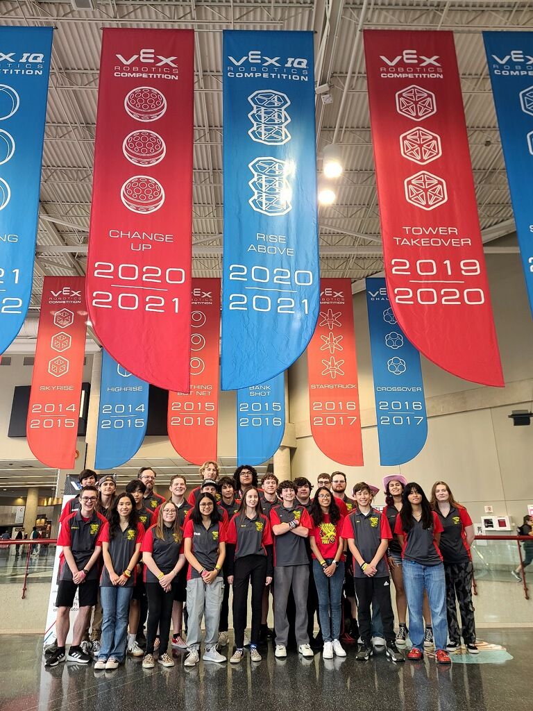 Congratulations to the CHS Robotics team who earned two trophies at the Vex Robotics World Championships in Dallas. @KernHighNetwork @KHSD_Official