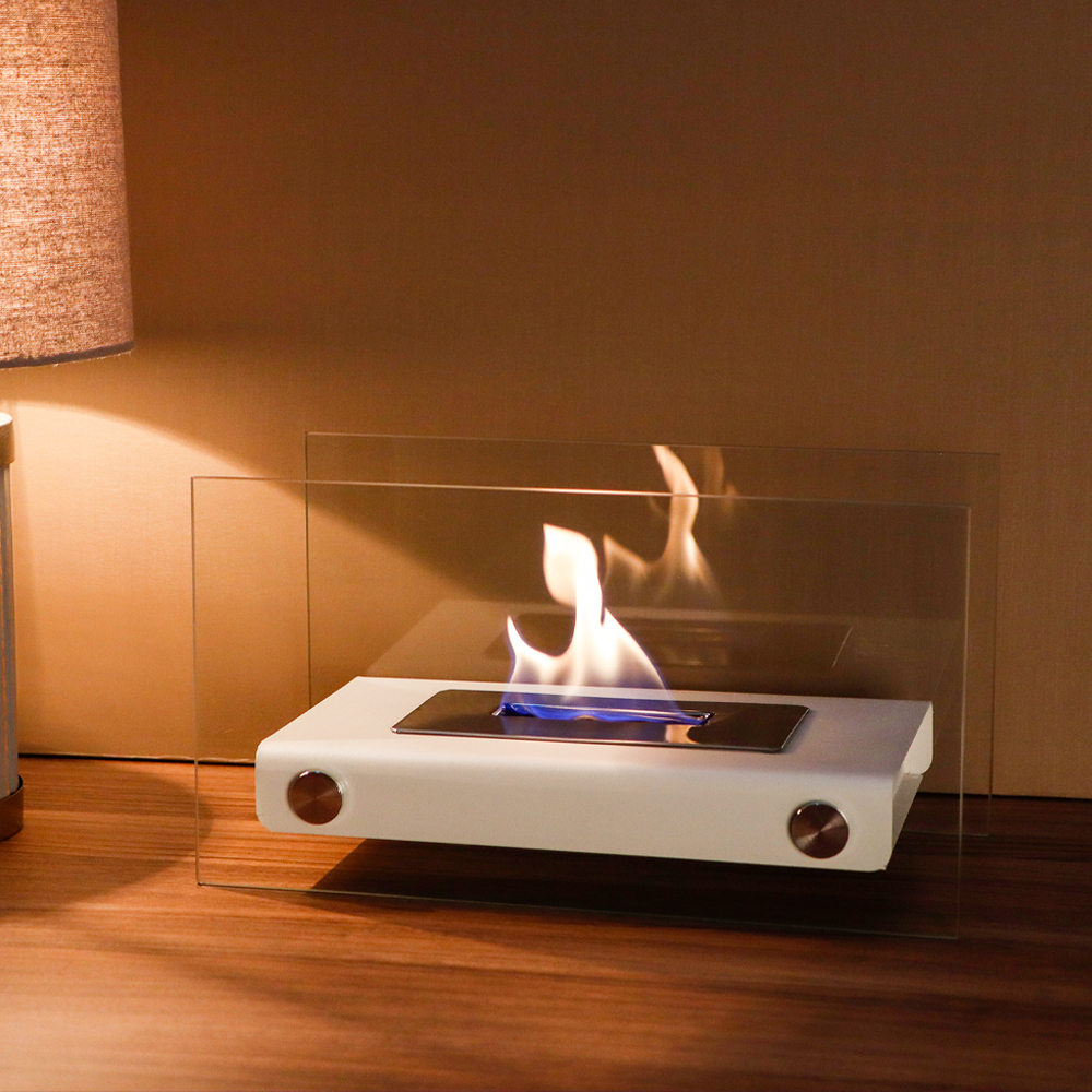 JHY_DESIGN's tweet image. Spring into sweetness🔥!Donned in a fresh white coat, it's ready to bring the marshmallow roasting experience right to your table.🌸Toast your treats to a golden brown🍡.#JHYdesign #Fireplaces #IndoorFireplace #DecorativeFireplace #CornerFireplaces #SweetSpring #FireplaceFun
