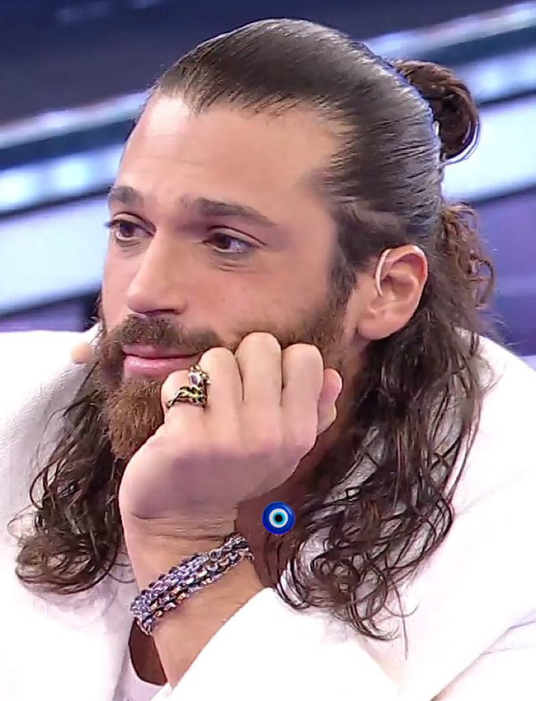 Keşke if #CanYaman looked at me like this 🫠 #Amici #ViolaComeIIMare2