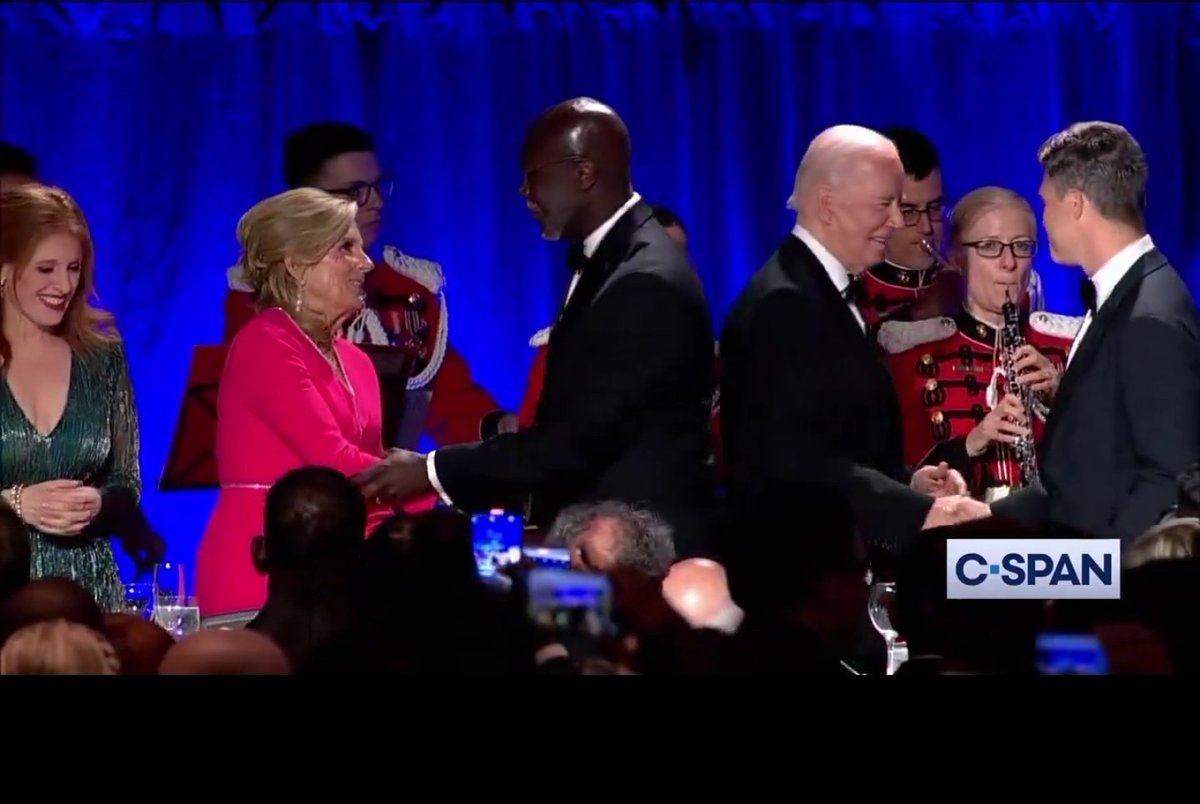 🚨BREAKING: President Biden and Dr. Jill Biden just rolled into this year's White House Correspondents Dinner. FUN FACT: trumplethinskin was too much of a thin-skinned chicken shit to attend these.