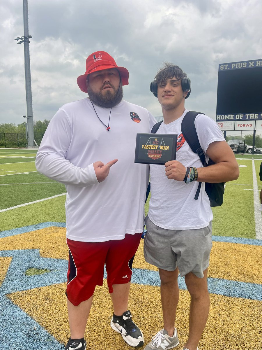 I was moving @Varsitycombine1‼️Ended up winning the FASTEST MAN award with a 4.49 laser-timed 40‼️Plus run a 4.31 Shuttle and a 6.75 3-Cone‼️ @coachdmc @CoachEJbarthel @DeMarcoMurray @CoachLOlson @BlaineLKMiller @KenSignoretti @CoachTOdom @CoachCalebMoore @RealCoachCarter…