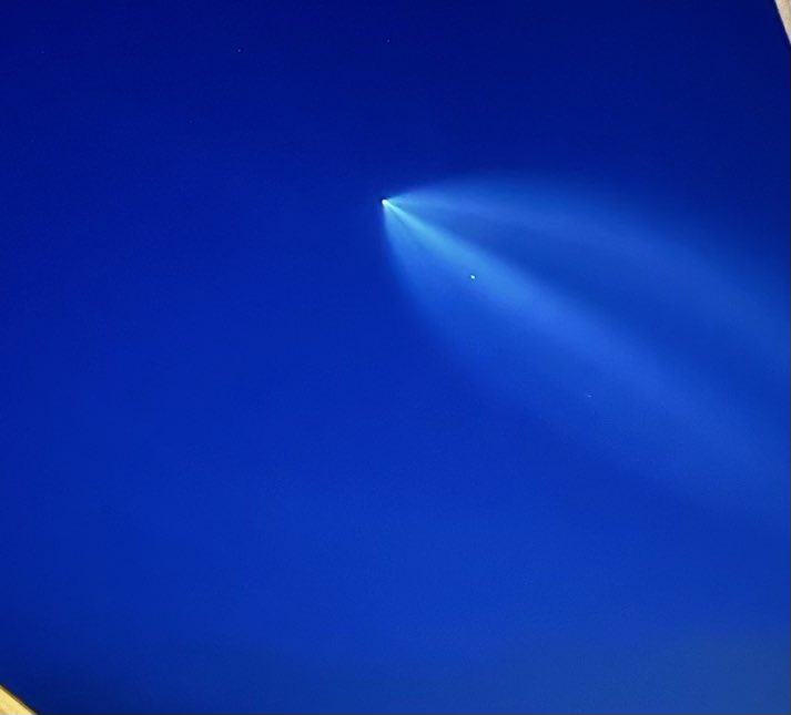 EllaTanseyWECT's tweet photo. Check this out: Falcon 9 launch 🚀
Photo credit: my step sister Katy!
#SpaceX #wect #wectwx #ilmwx #ncwx #rocket https://t.co/A5ZTj9uiv6