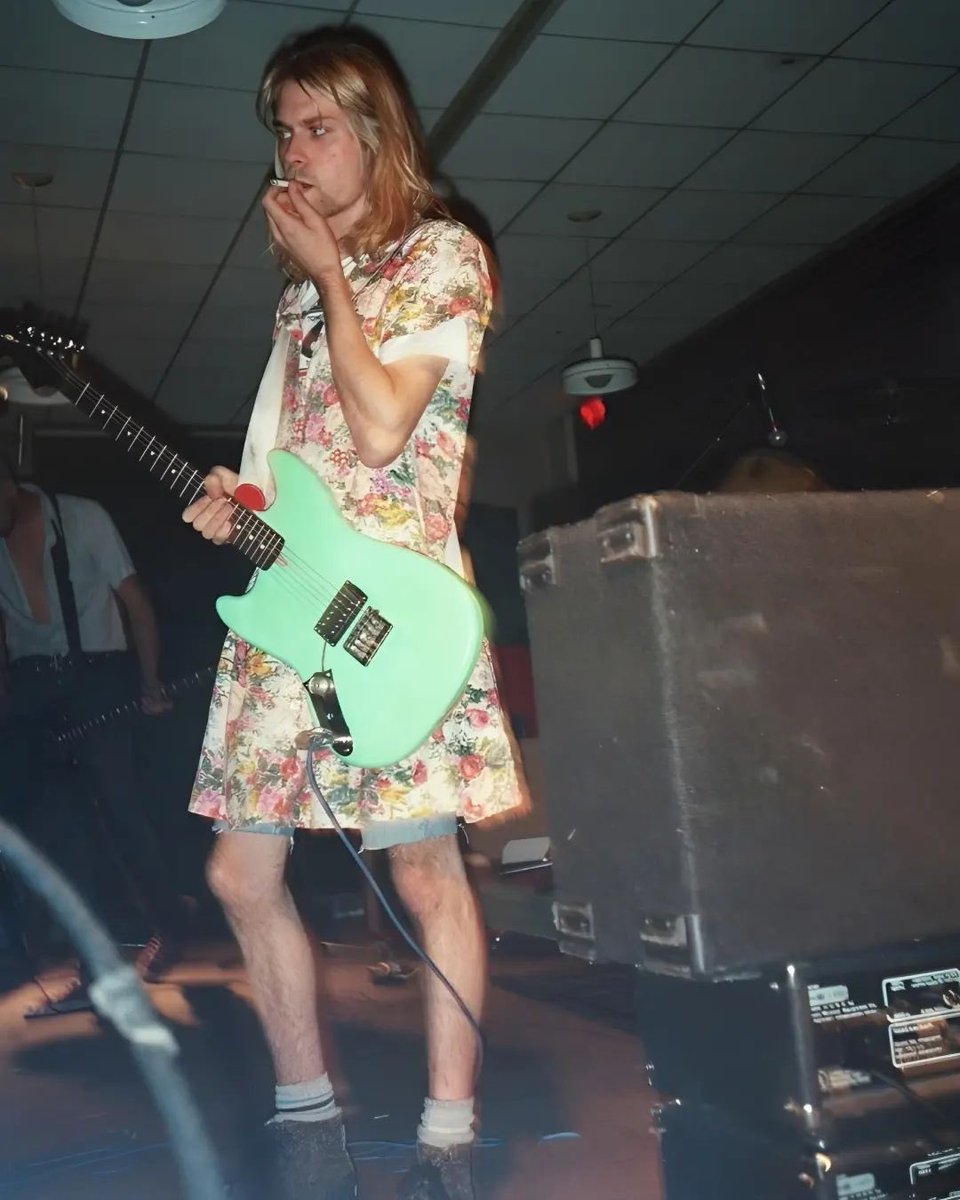 Nirvana live at Hampshire College, Amherst, Massachusetts, USA 🇺🇸 - April 27 1990