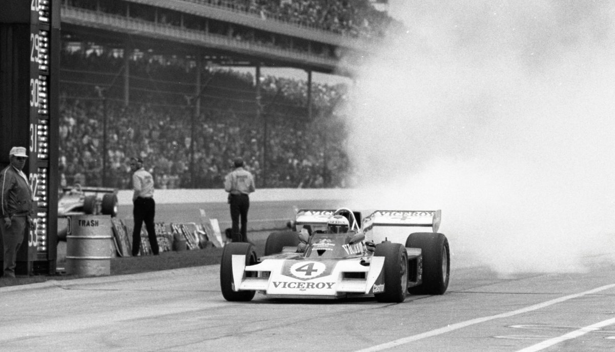 When Al Unser blew his engine in the 1973 #Indy500, he also blew apart part of his rear wing!☁️🧨