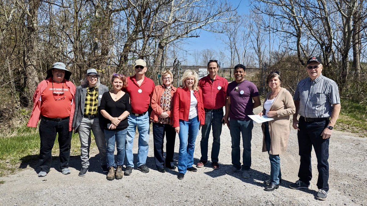 Mayor Cathy will be a phenomenal MPP for her community. Let’s keep knocking on doors and working hard to deliver the strong, local representation Lambton—Kent—Middlesex deserves as we approach E Day on Thursday! Sign up to help: ontarioliberal.ca/candidates/. #onpoli #cdnpoli