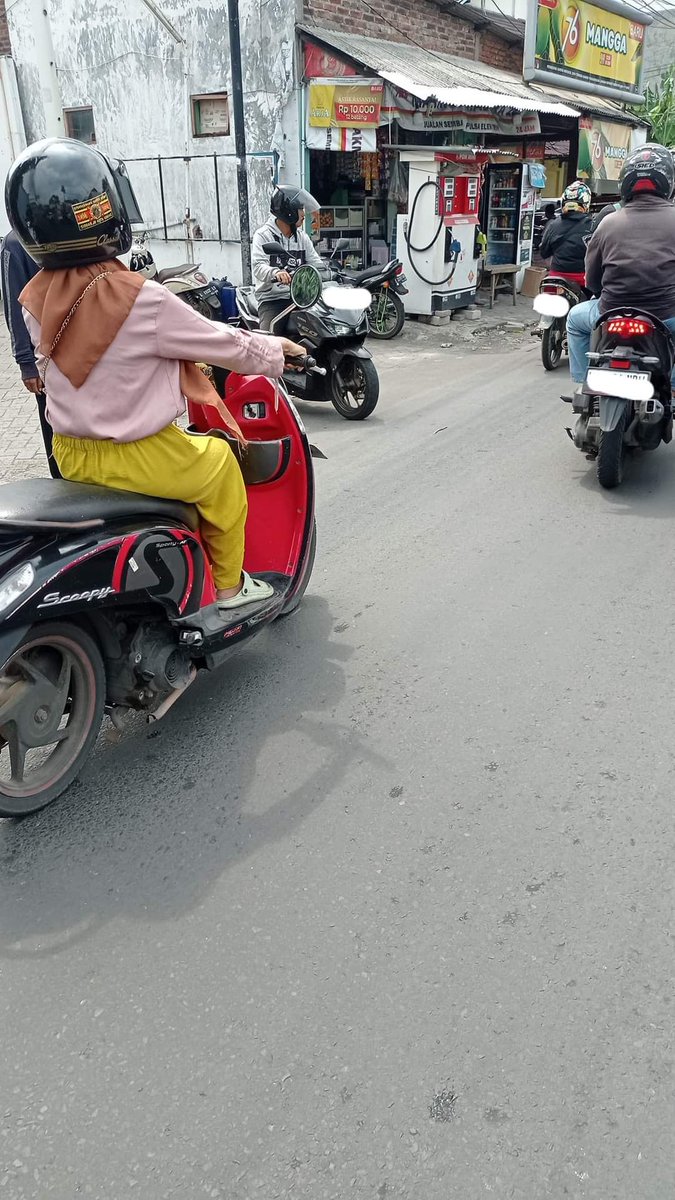 txt.daricalo tweet media