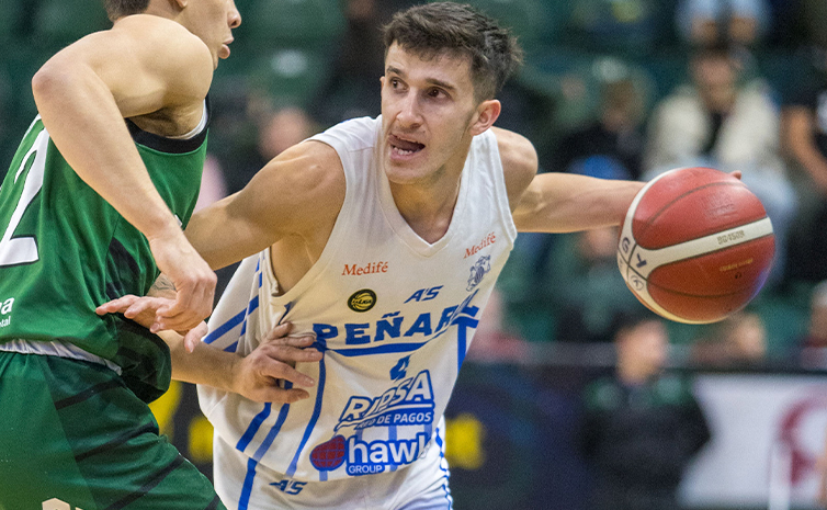 El Milrayitas se quedó con un partido clave para meterse en los playoffs al vencer al Verde en Comodoro Rivadavia por 86 a 79, con Joaquín Valinotti y Víctor Fernández como figuras.

Peñarol tumbó la fortaleza del Socios Fundadores y festejó ante Gimnasia
basquetplus.com/lnb-liga-nacio…