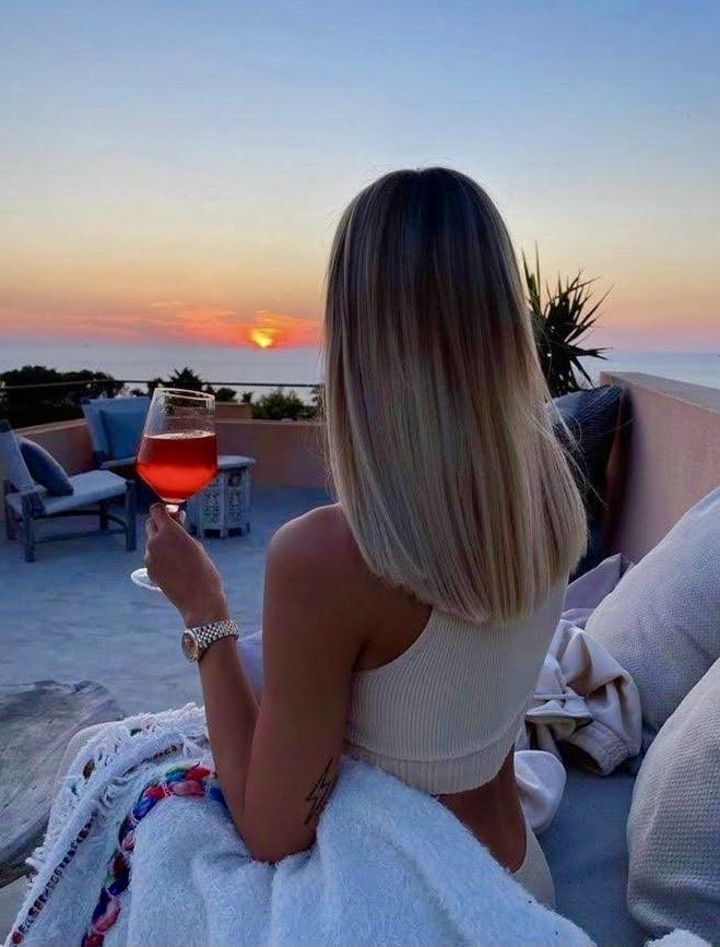 #weekendvibe 🌅🍷😊