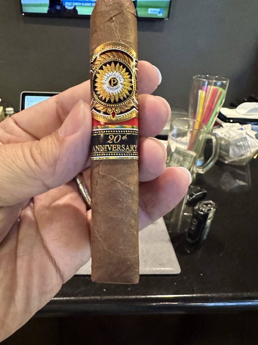 Started last night with this @PerdomoCigars 20th Anniversary box press. Nice aroma & good flavor. Not so even on the burn & had to relight 5-6X… my luck with Perdomo is hit or miss. Had a great Madura a couple was ago. This one & the Champagne-not so much.