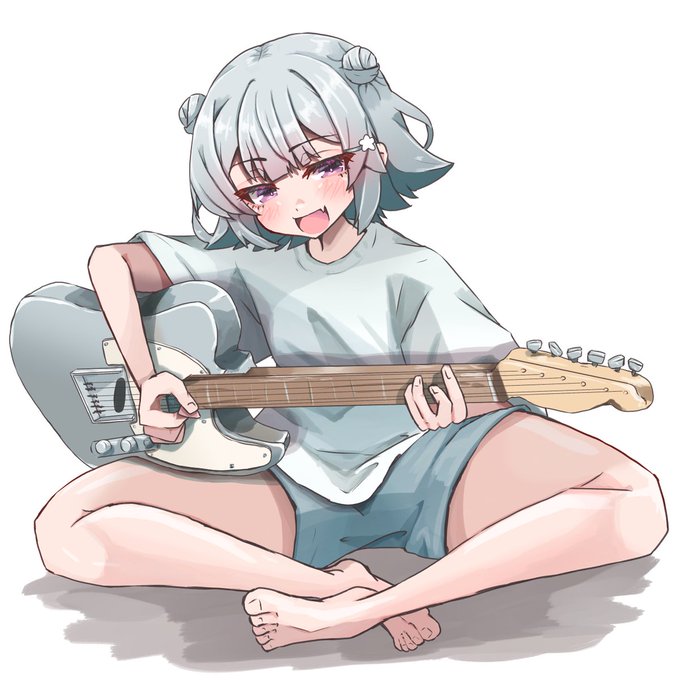 フォロワー様2600人突破感謝です!!
今年入ってからフォロワー様に1100人以上フォローしていただけヤバうれすぃです_:('ཀ`」 ∠):_うぅ・・・

感謝のエレキ弾いてる六花ちゃんお納めください 