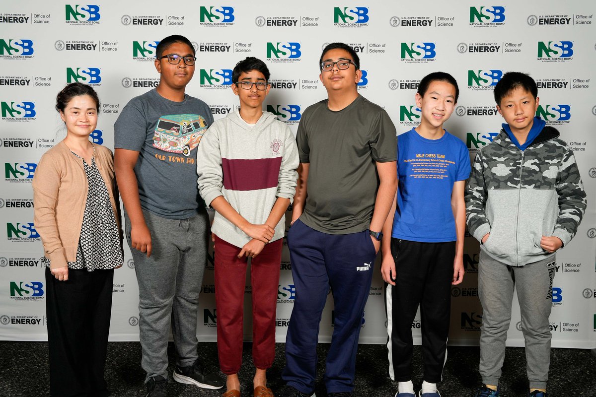 Heading to the big stage Monday at 8:45 AM for the #NSB2024 Middle School Championship final rounds are BASIS Independent Bellevue and Hopkins Junior High School. Join us online tomorrow for updates throughout the high school competition Sunday.