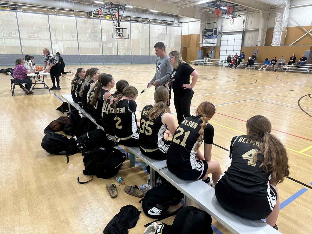 Congrats to our 2028s up in Kansas City…they won their pool and will start their march toward a championship tomorrow! This group can play! #LeaveNoDoubt