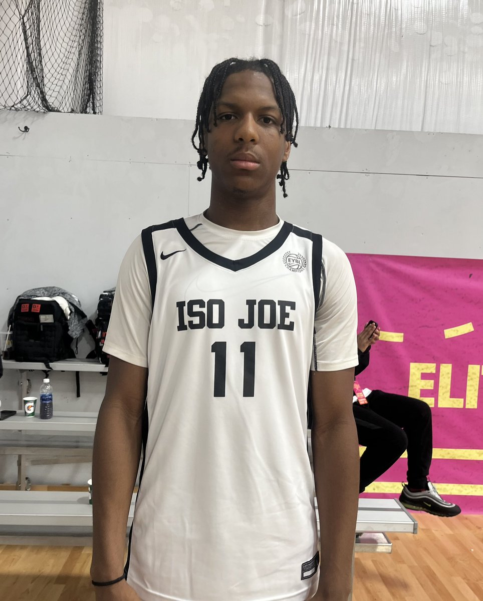 EYBL Session 1 📝’s: ISO Joe’s Jordan Harris was a tyrant in passing lanes, which allowed him to get out and finish at the rim. Jordan also converted on his C&S looks, and created plenty of second chance opportunities for his team by crashing the off. glass with a purpose.